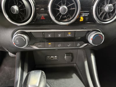 2020 Nissan SENTRA SR CVT