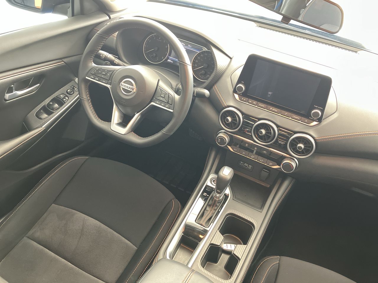 2021 Nissan SENTRA SR BITONO CVT 21