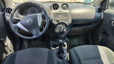 2020 Nissan VERSA MT AC 1.6L