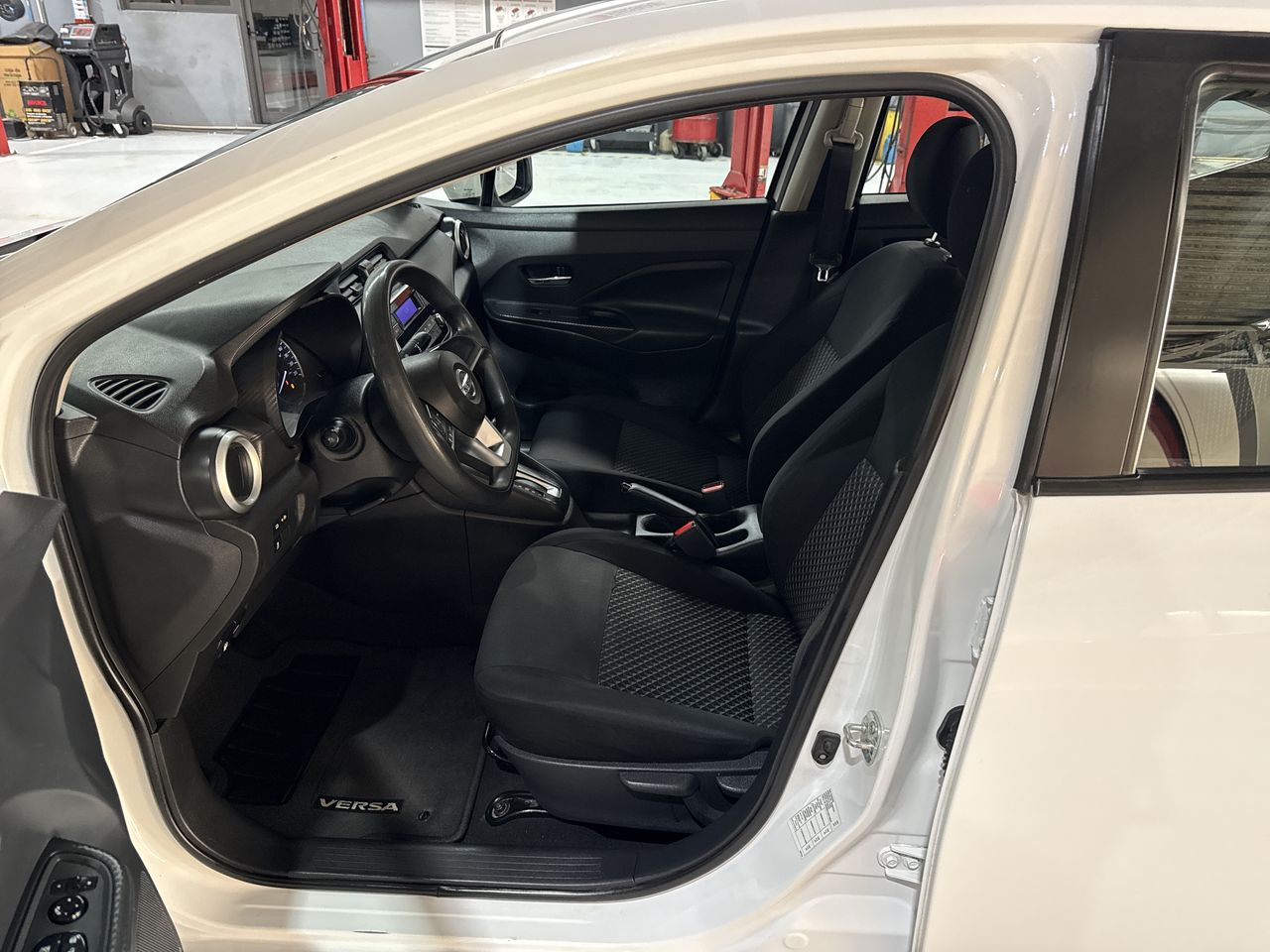 2021 Nissan VERSA SENSE CVT 21