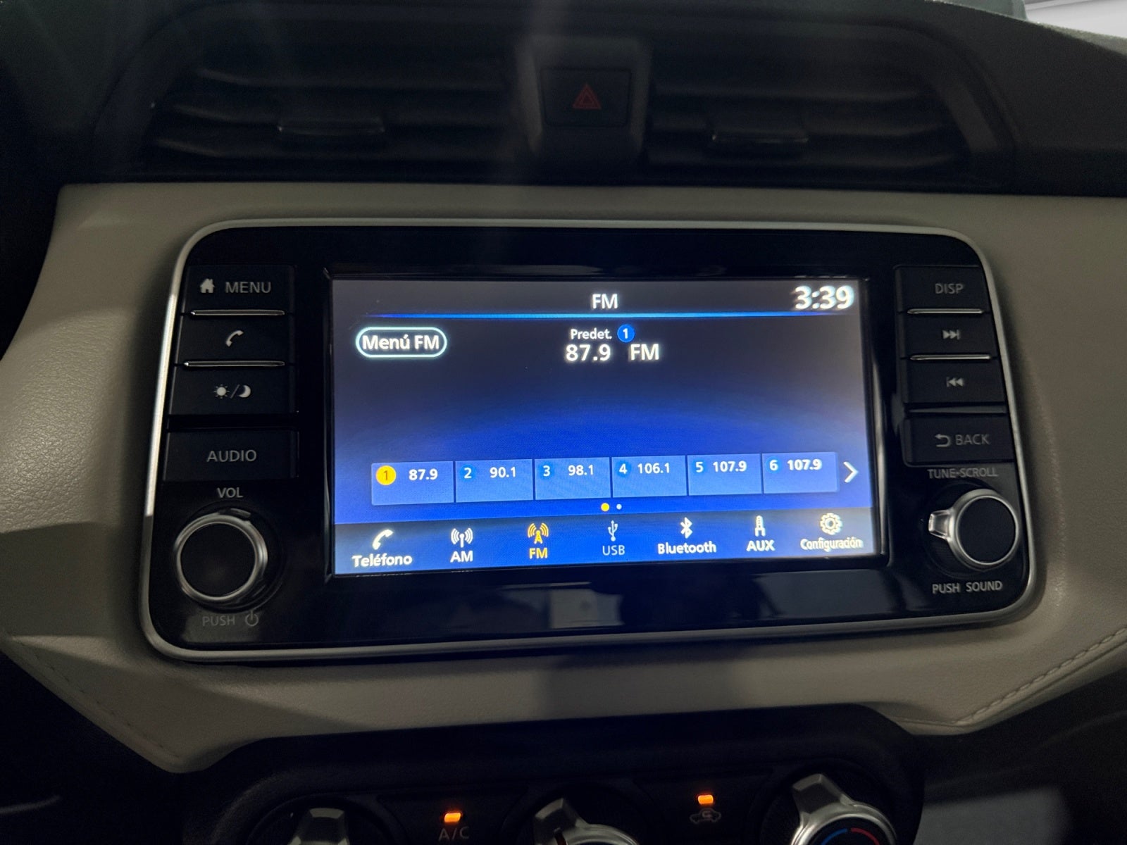 2022 Nissan VERSA ADVANCE CVT 22