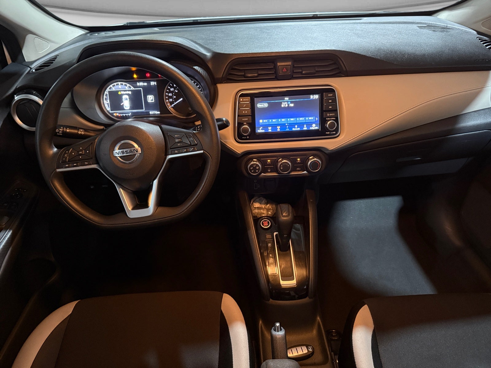 2022 Nissan VERSA ADVANCE CVT 22