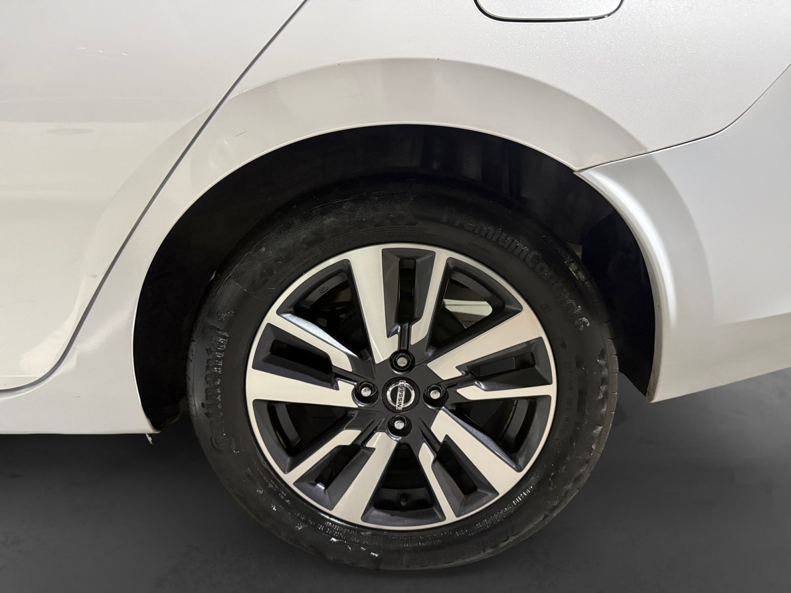 2022 Nissan VERSA ADVANCE CVT 22