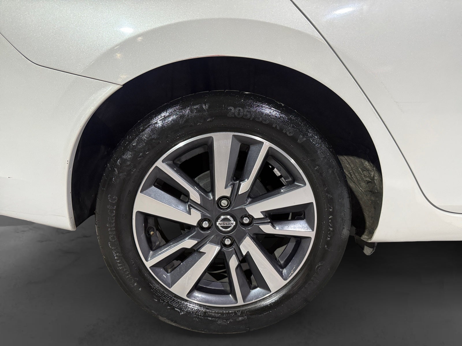 2022 Nissan VERSA ADVANCE CVT 22