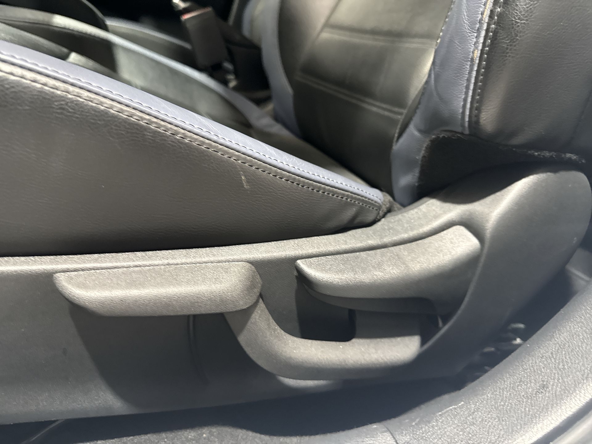 2023 Nissan VERSA EXCLUSIVE CVT 23
