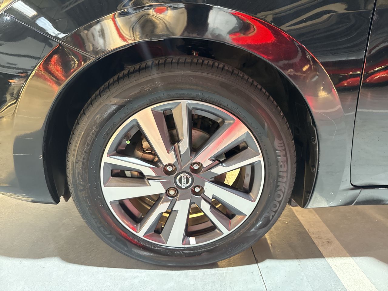 2020 Nissan VERSA ADVANCE CVT