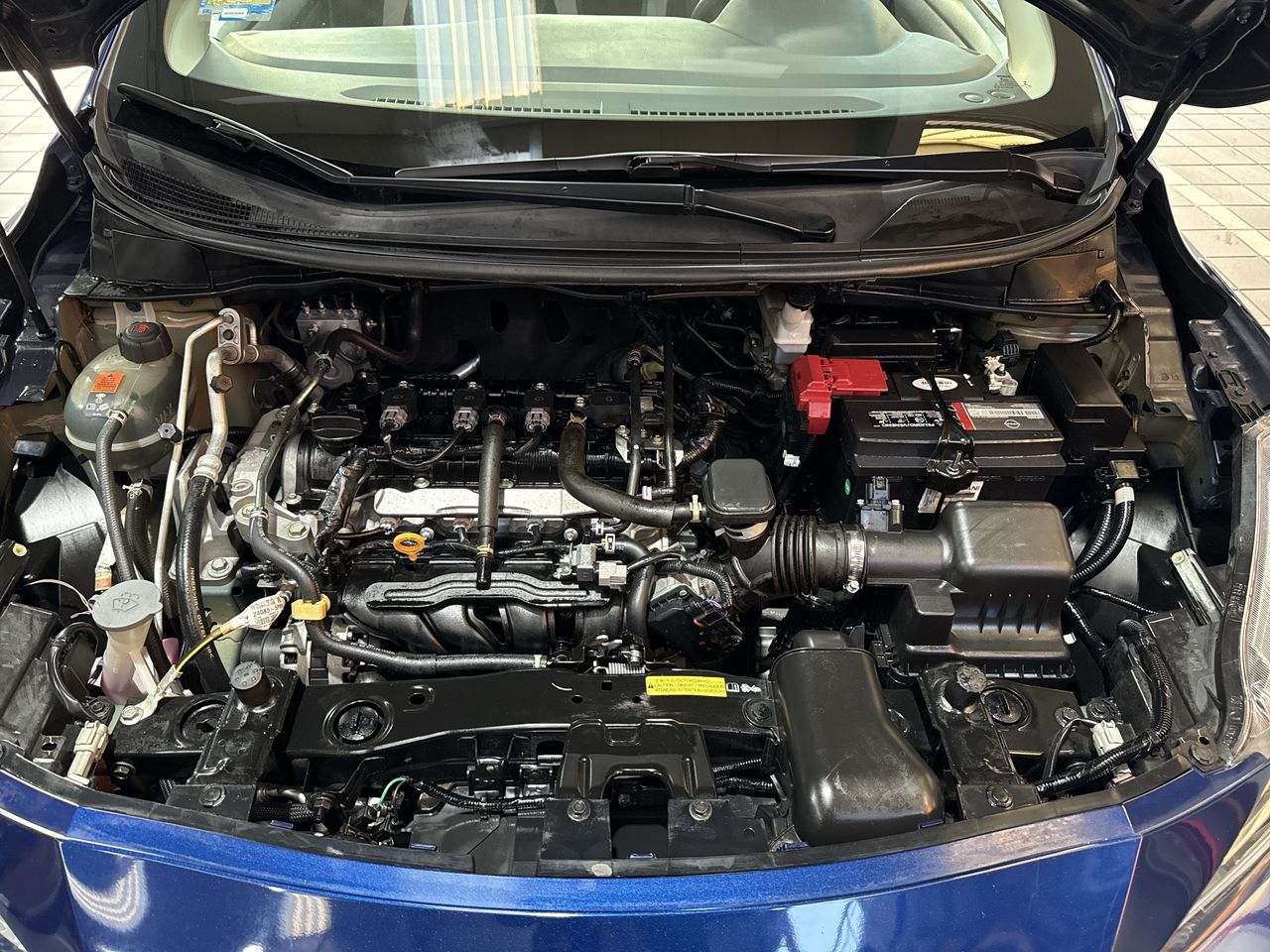 2021 Nissan VERSA ADVANCE MT 21