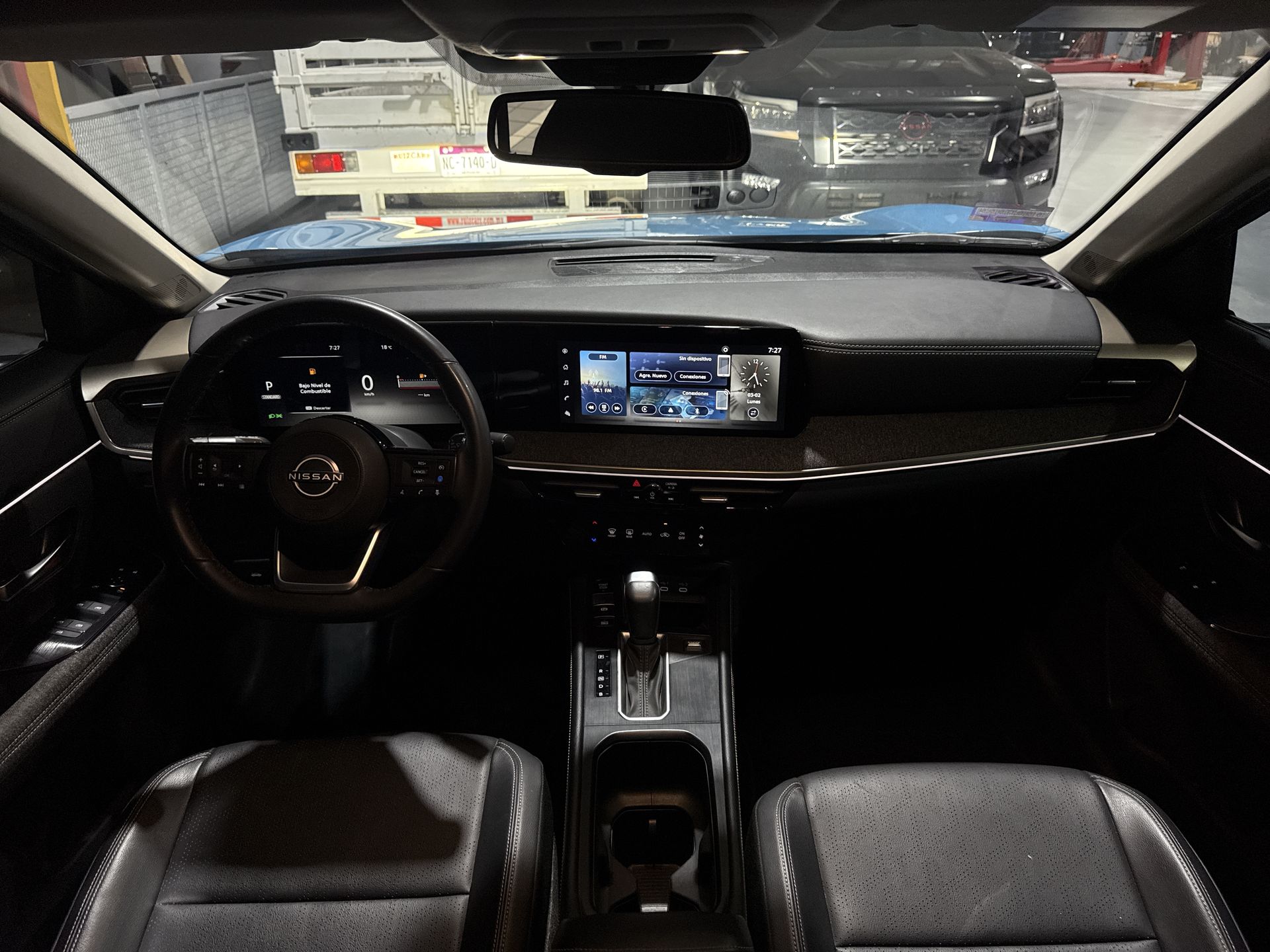 2025 Nissan KICKS PLATINUM CVT