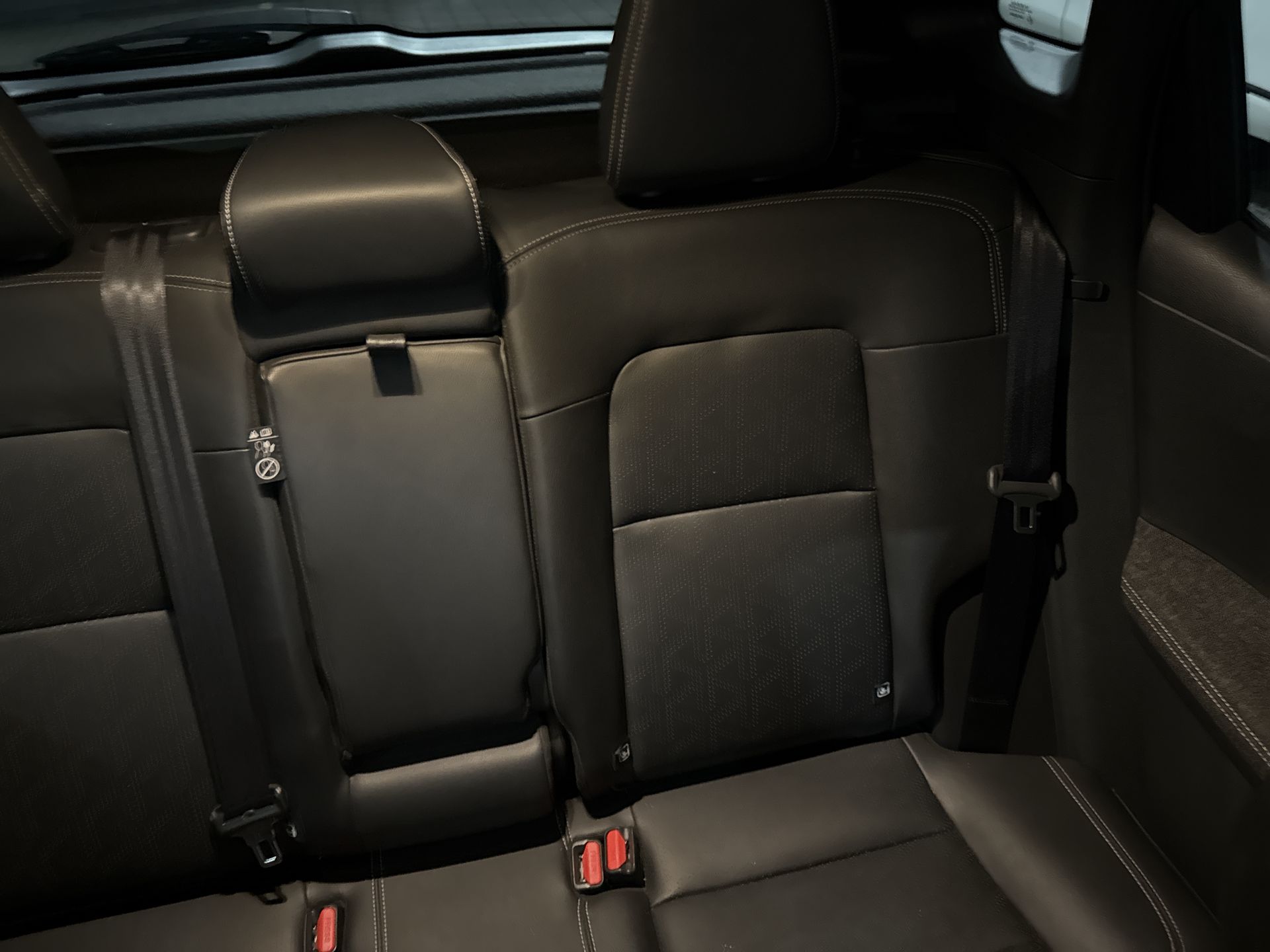 2025 Nissan KICKS PLATINUM CVT