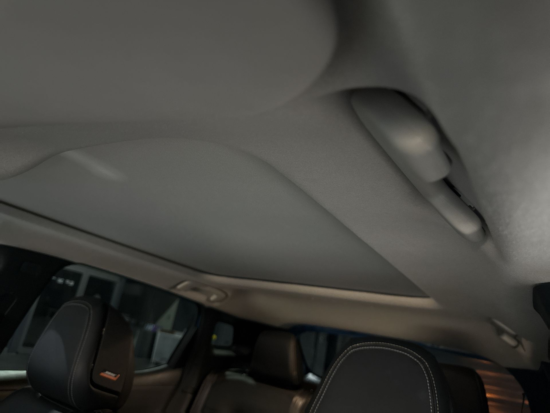 2025 Nissan KICKS PLATINUM CVT