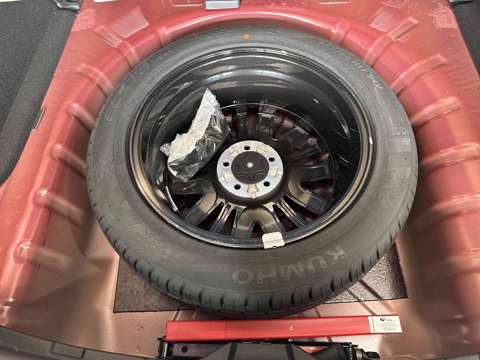 2024 Nissan KICKS PLATINUM 1.6 LTS CVT 24
