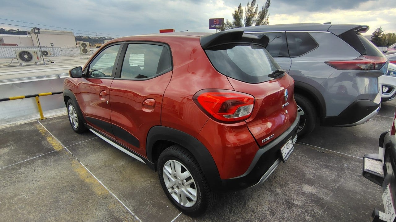 2022 RENAULT KWID ICONIC
