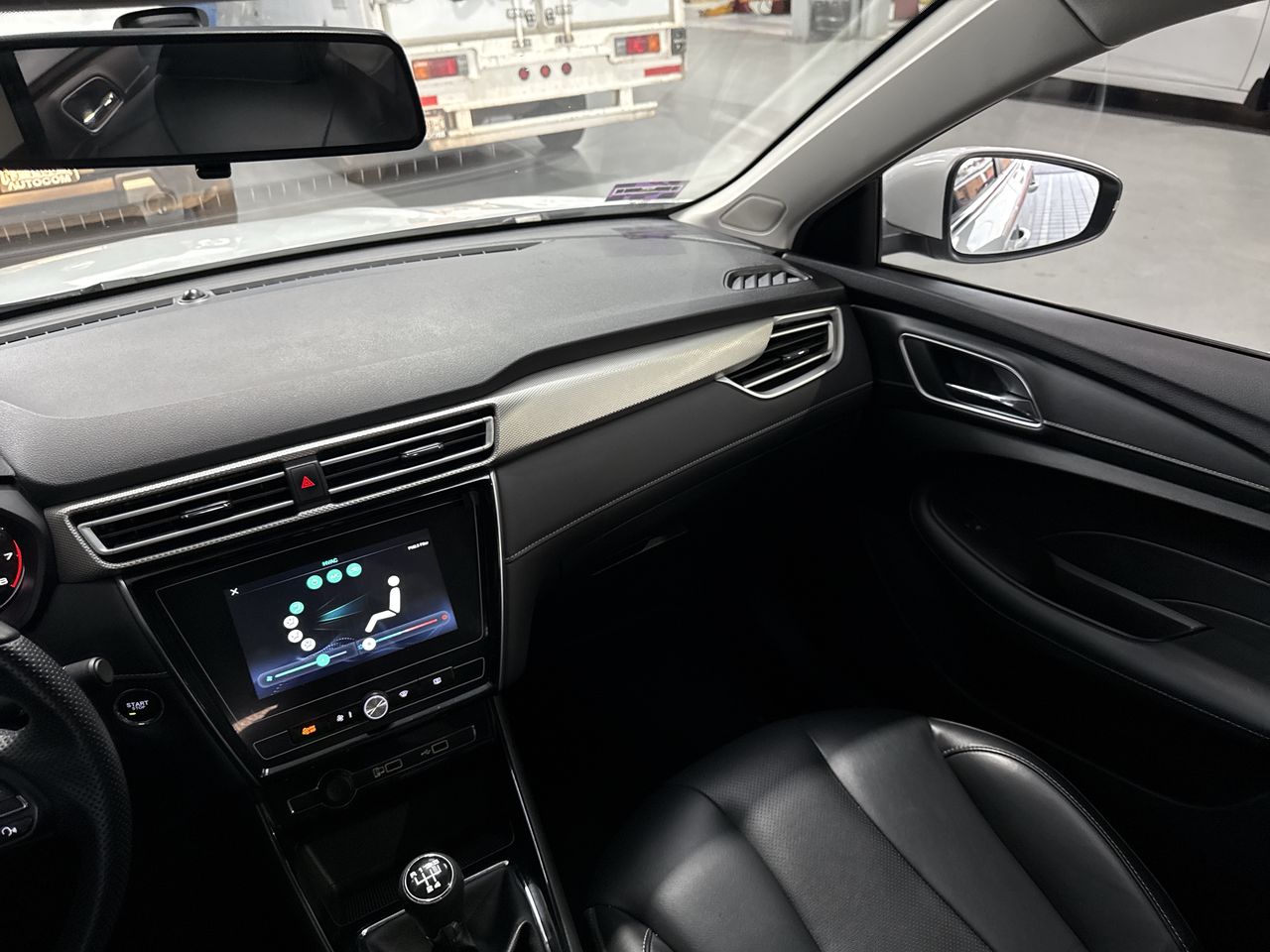2024 MG MG 5 1.5L COM EXCITE MT