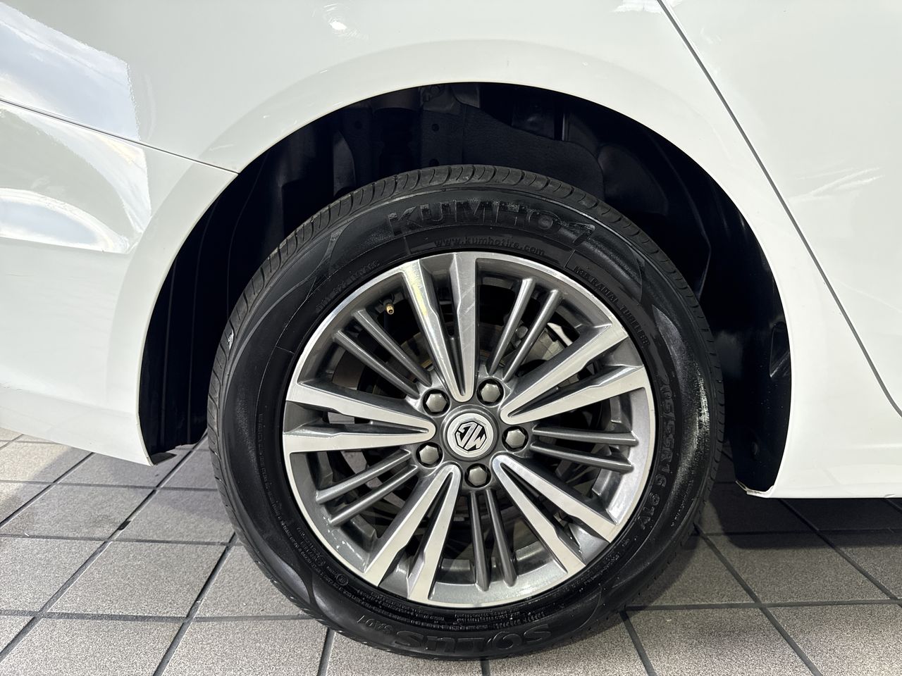 2024 MG MG 5 1.5L COM EXCITE MT