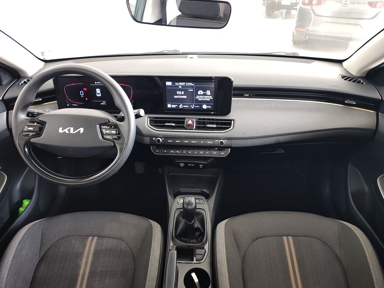 2024 Kia K3 EX MT