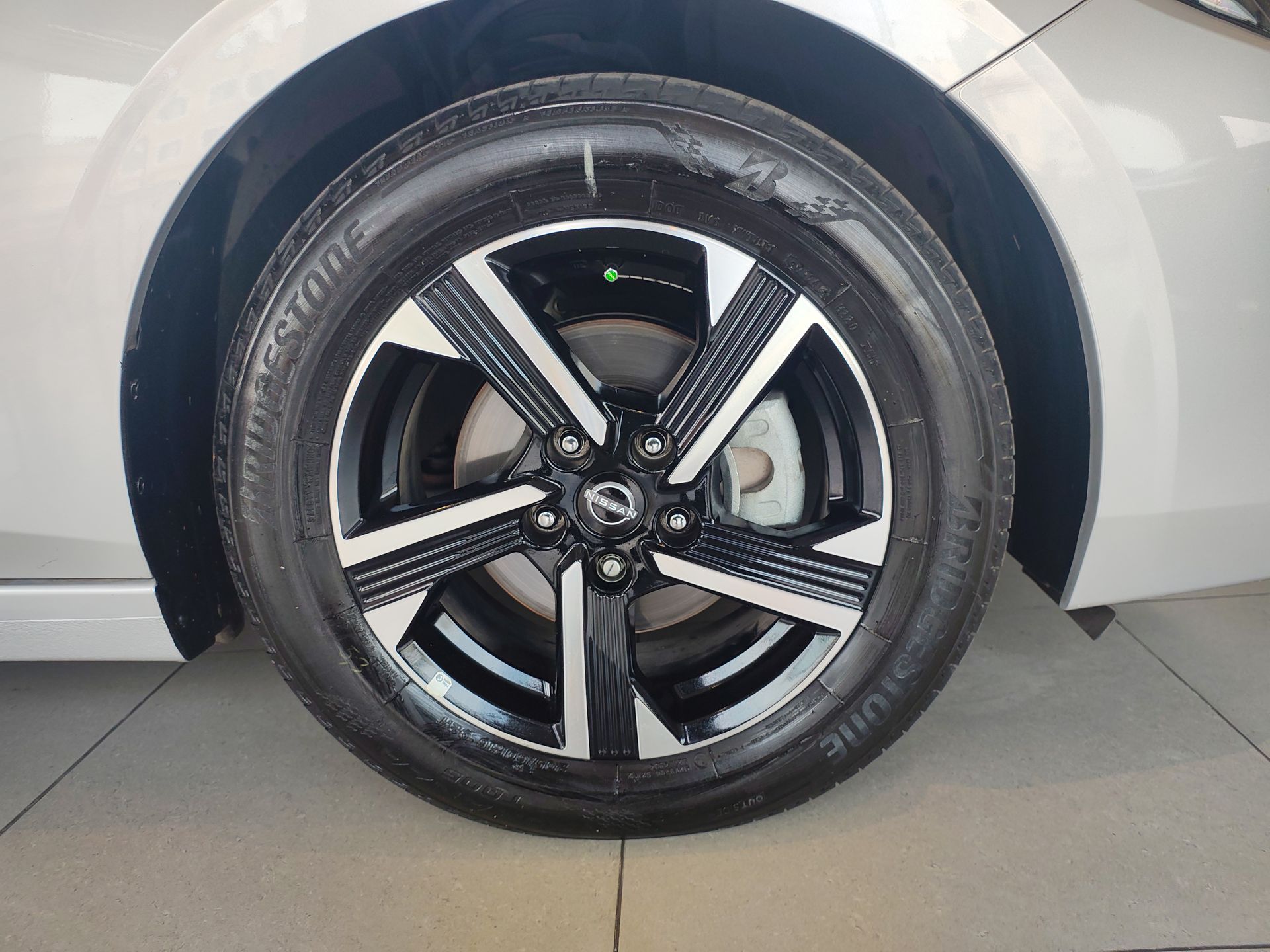 2024 Nissan SENTRA ADVANCE CVT 24