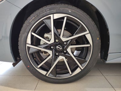 2025 Nissan SENTRA SR PLATINUM CVT 25
