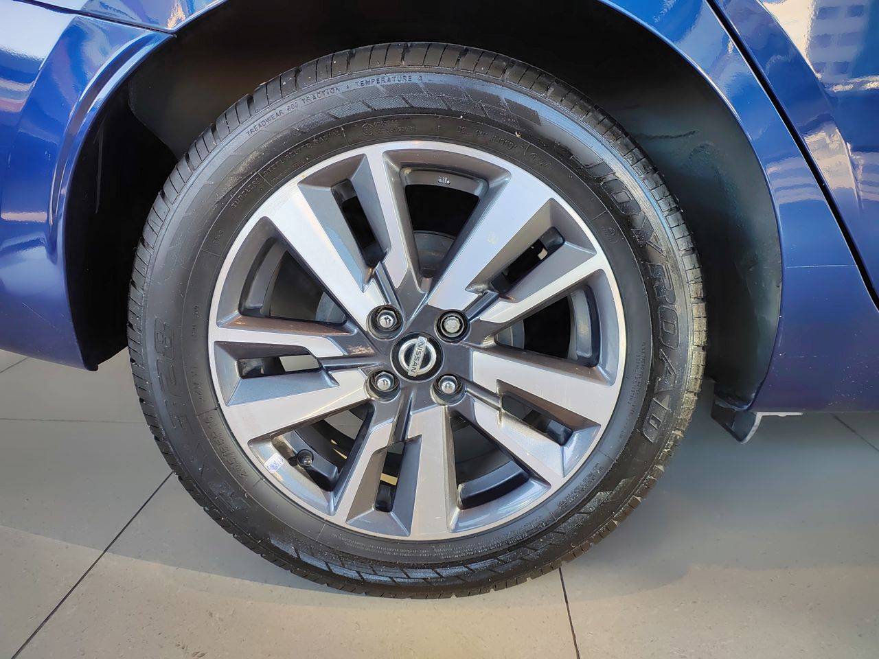 2021 Nissan VERSA ADVANCE MT 21