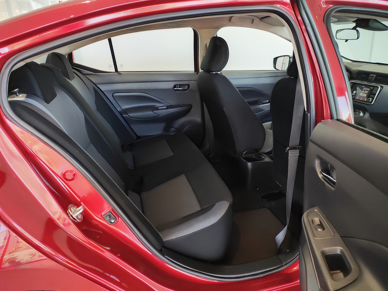 2020 Nissan VERSA PLATINUM CVT