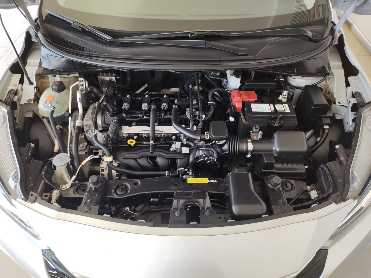 2021 Nissan VERSA SENSE MT 21