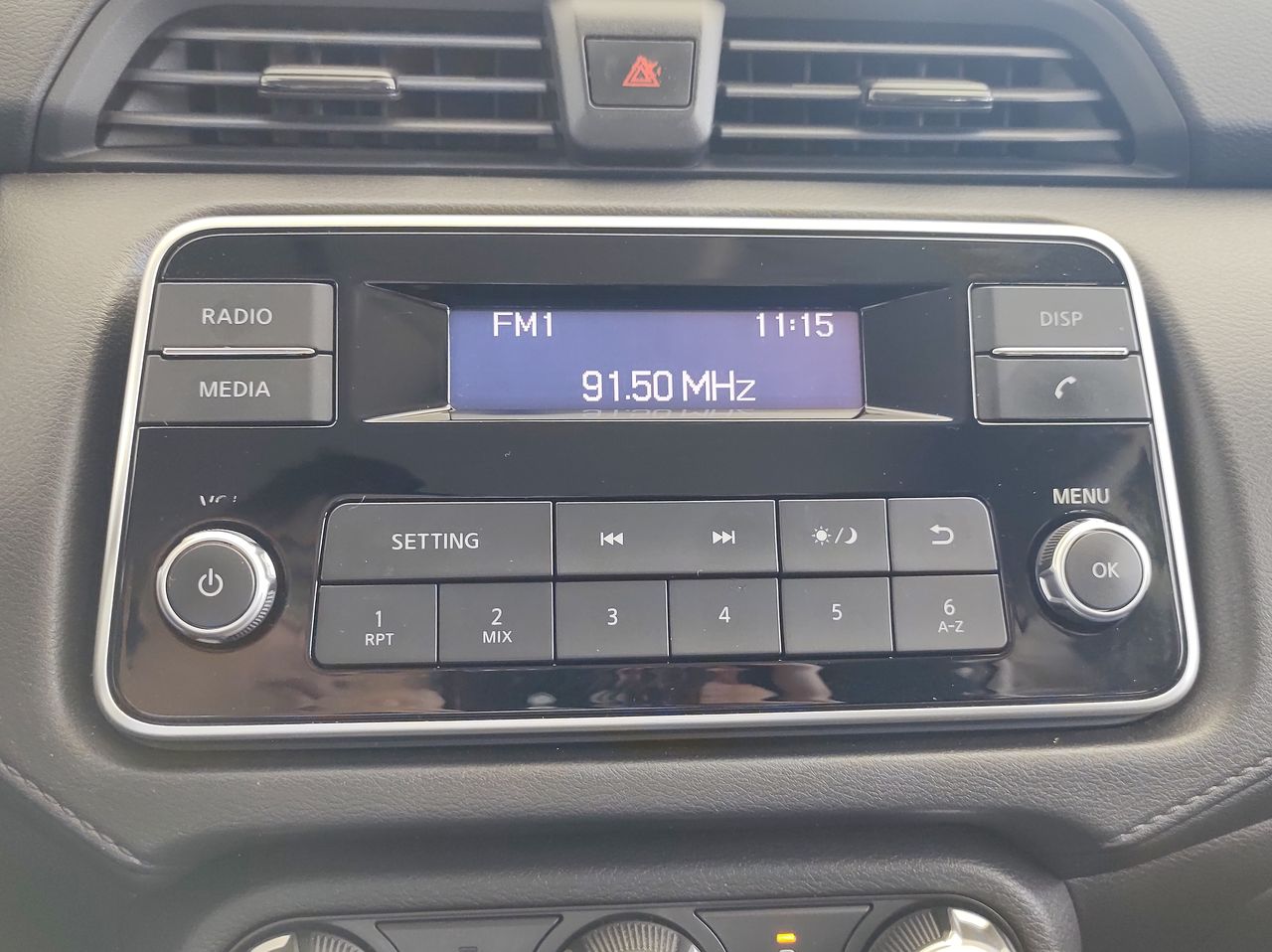 2021 Nissan VERSA SENSE MT 21