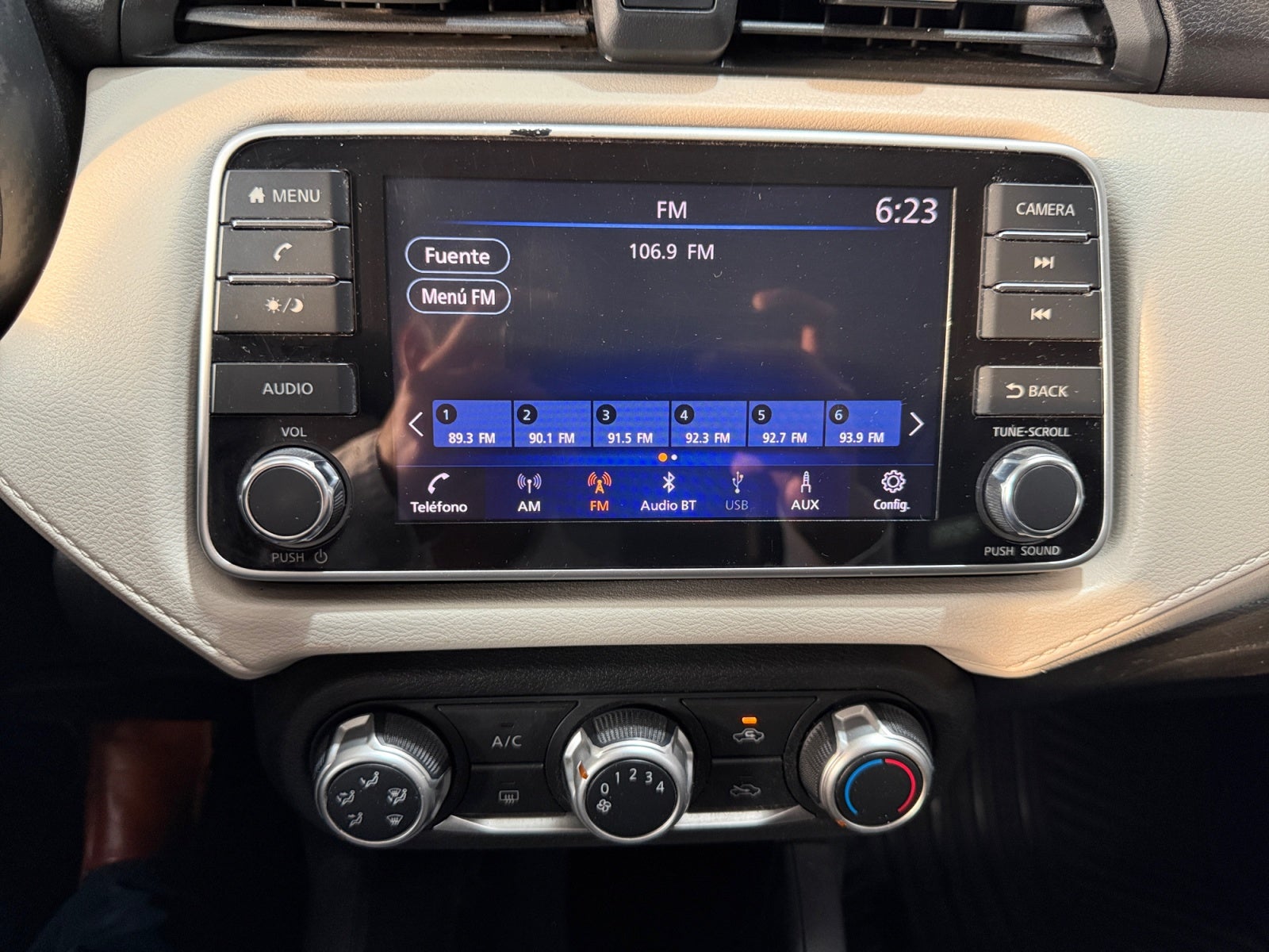 2020 Nissan VERSA ADVANCE MT