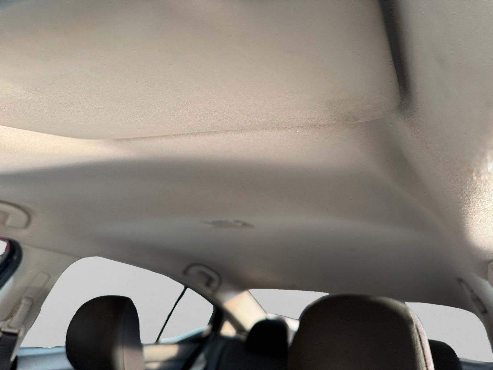 2020 Nissan VERSA ADVANCE MT