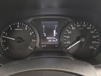2020 Nissan NP300 DOBLE CABINA SE TM AC PAQ SEG 6VEL