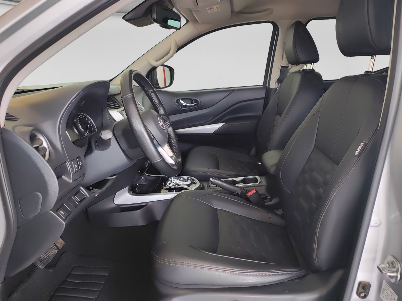 2024 Nissan FRONTIER FRONTIER PLATINUM LE TA 24