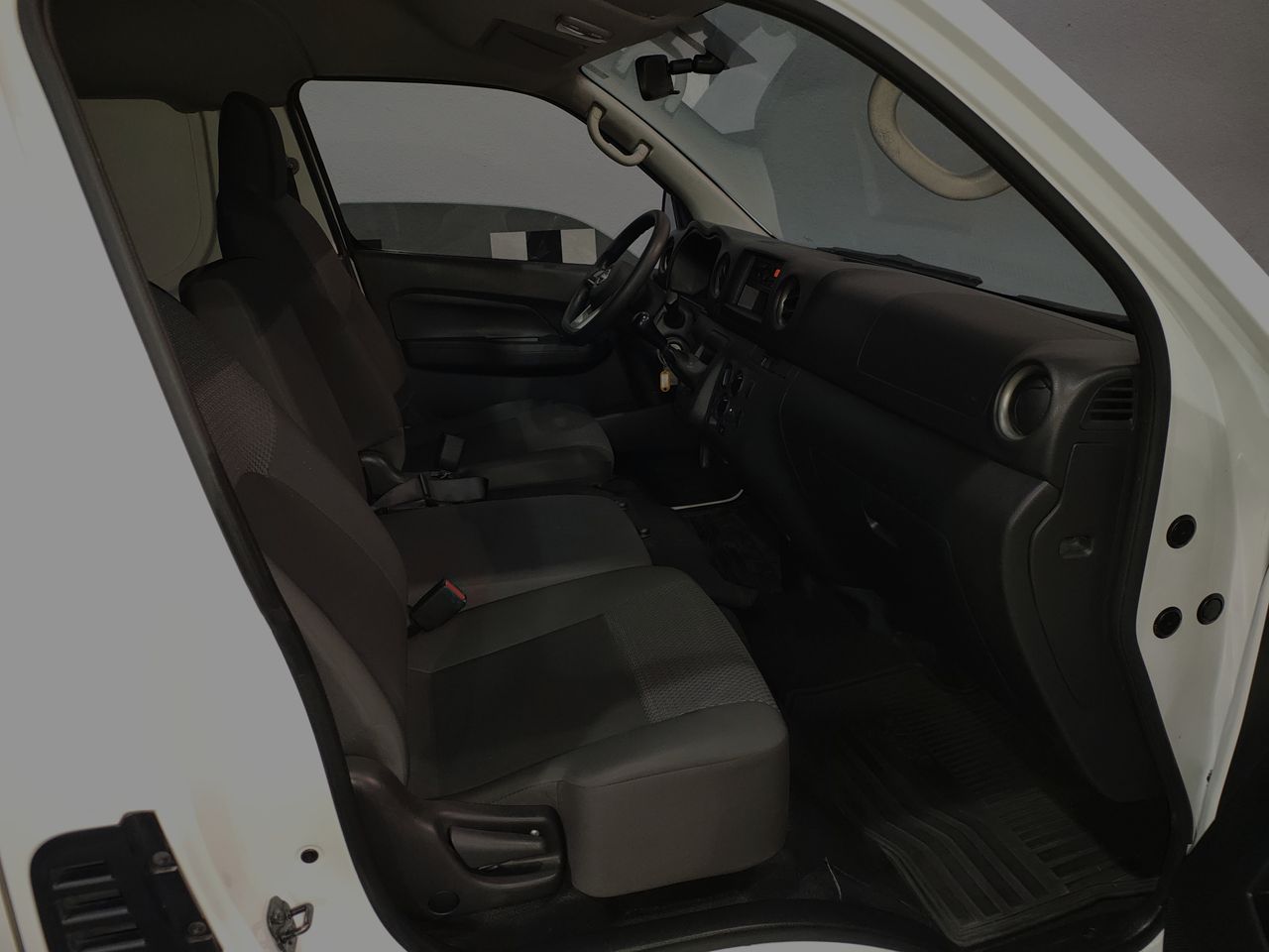 2024 Nissan NV350 URVAN PANEL AMPLIA AA 24