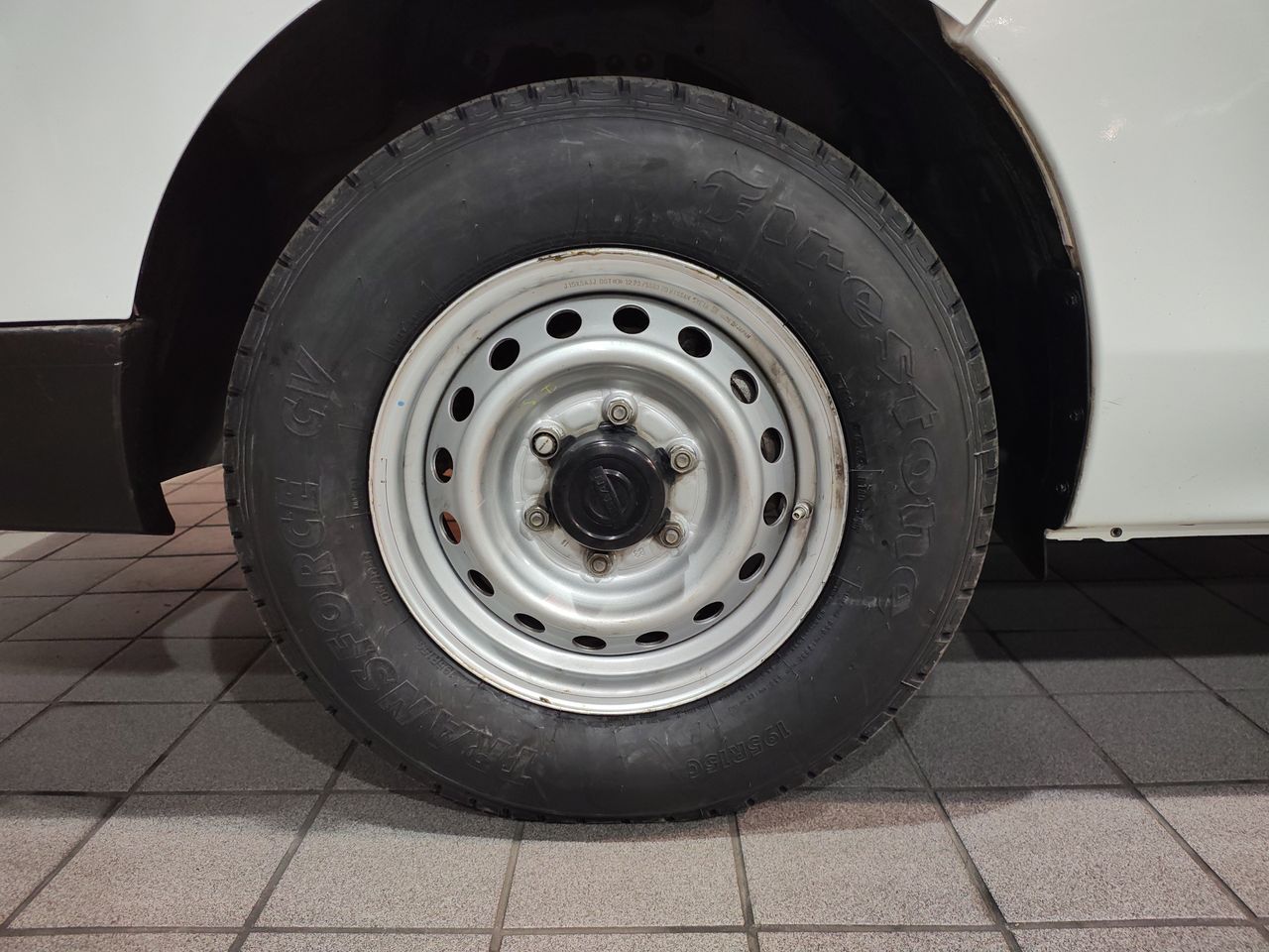 2024 Nissan NV350 URVAN PANEL AMPLIA AA 24