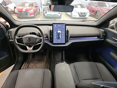 2024 Volvo EX30 PLUS