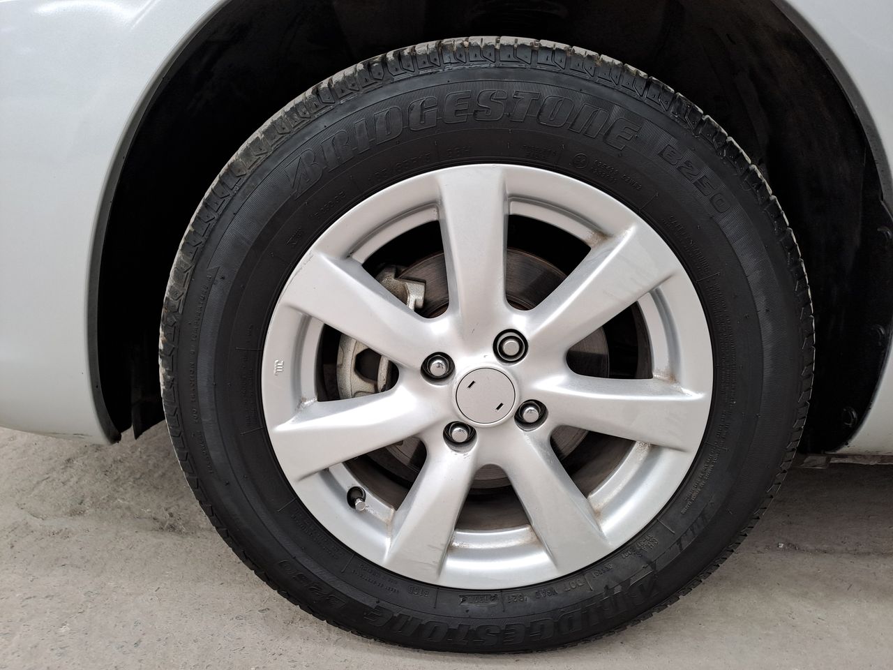 2019 Nissan VERSA SENSE AT AC
