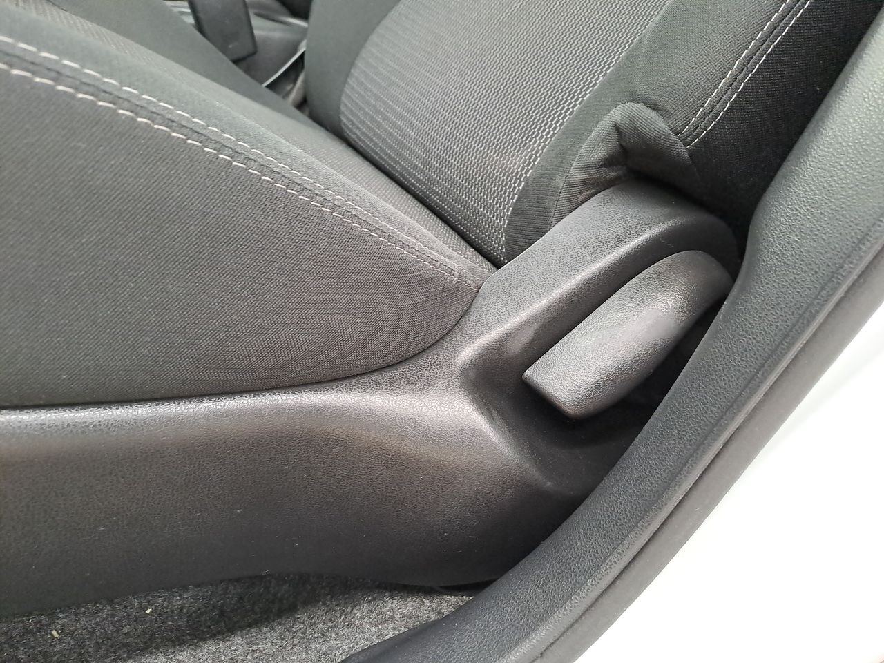2019 Nissan VERSA SENSE AT AC