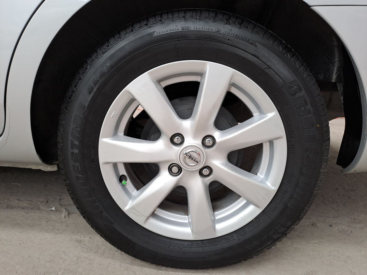 2019 Nissan VERSA SENSE AT AC