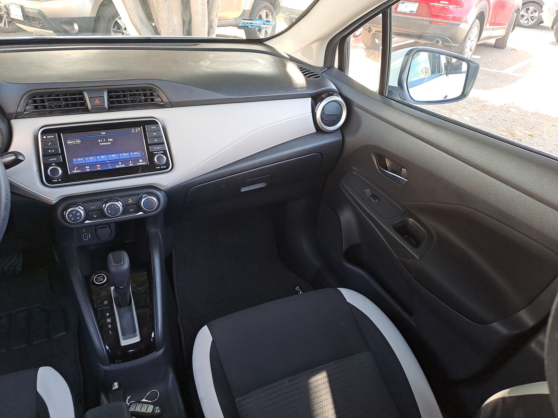 2022 Nissan VERSA ADVANCE CVT 22