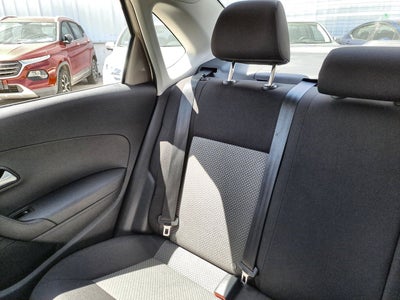 2018 Volkswagen VENTO COMFORTLINE STD.