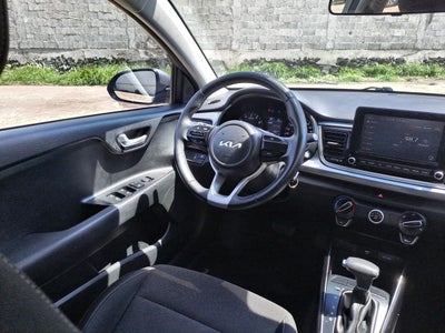 2022 Kia RIO LX TM