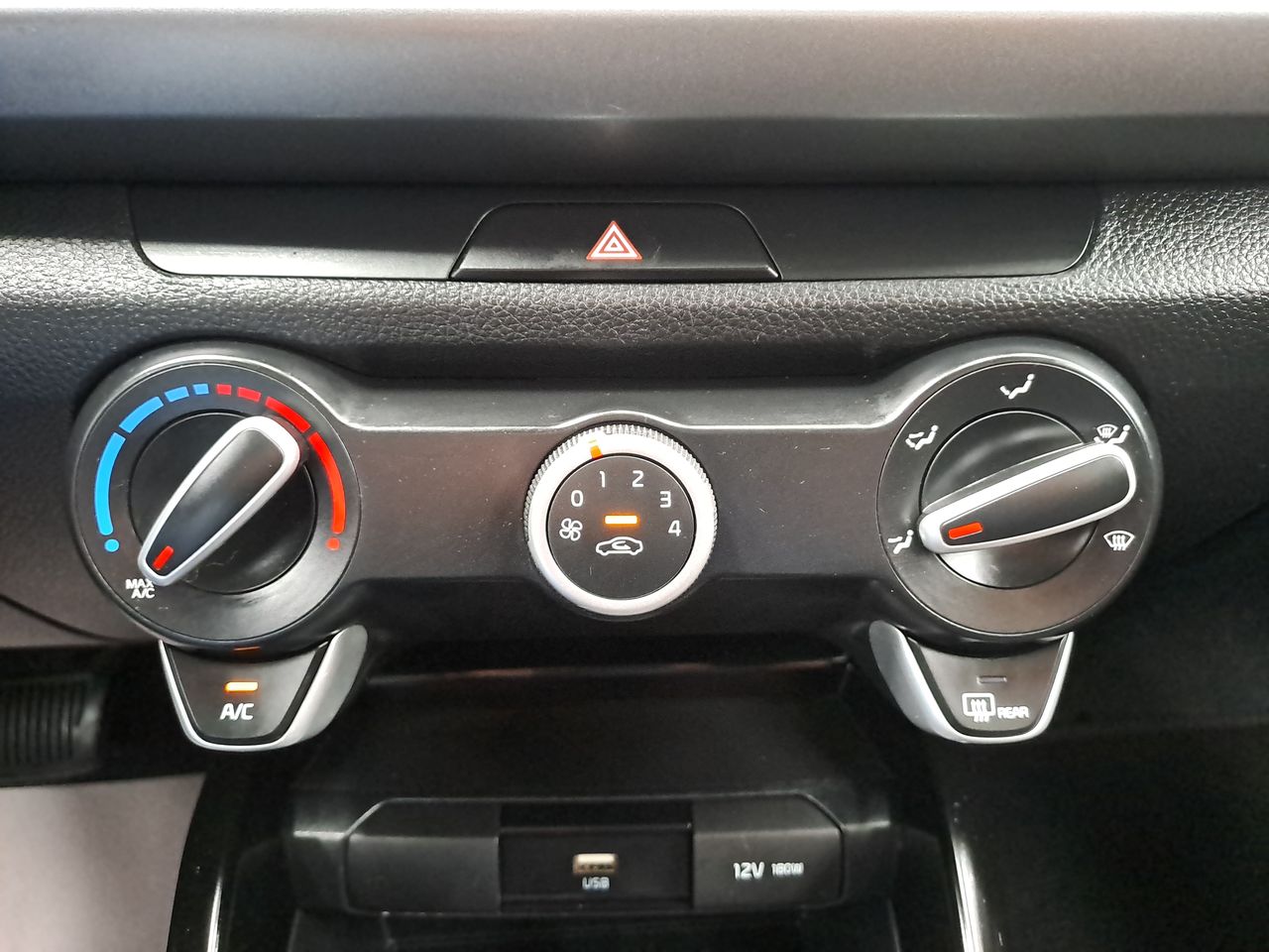 2022 Kia RIO LX TM