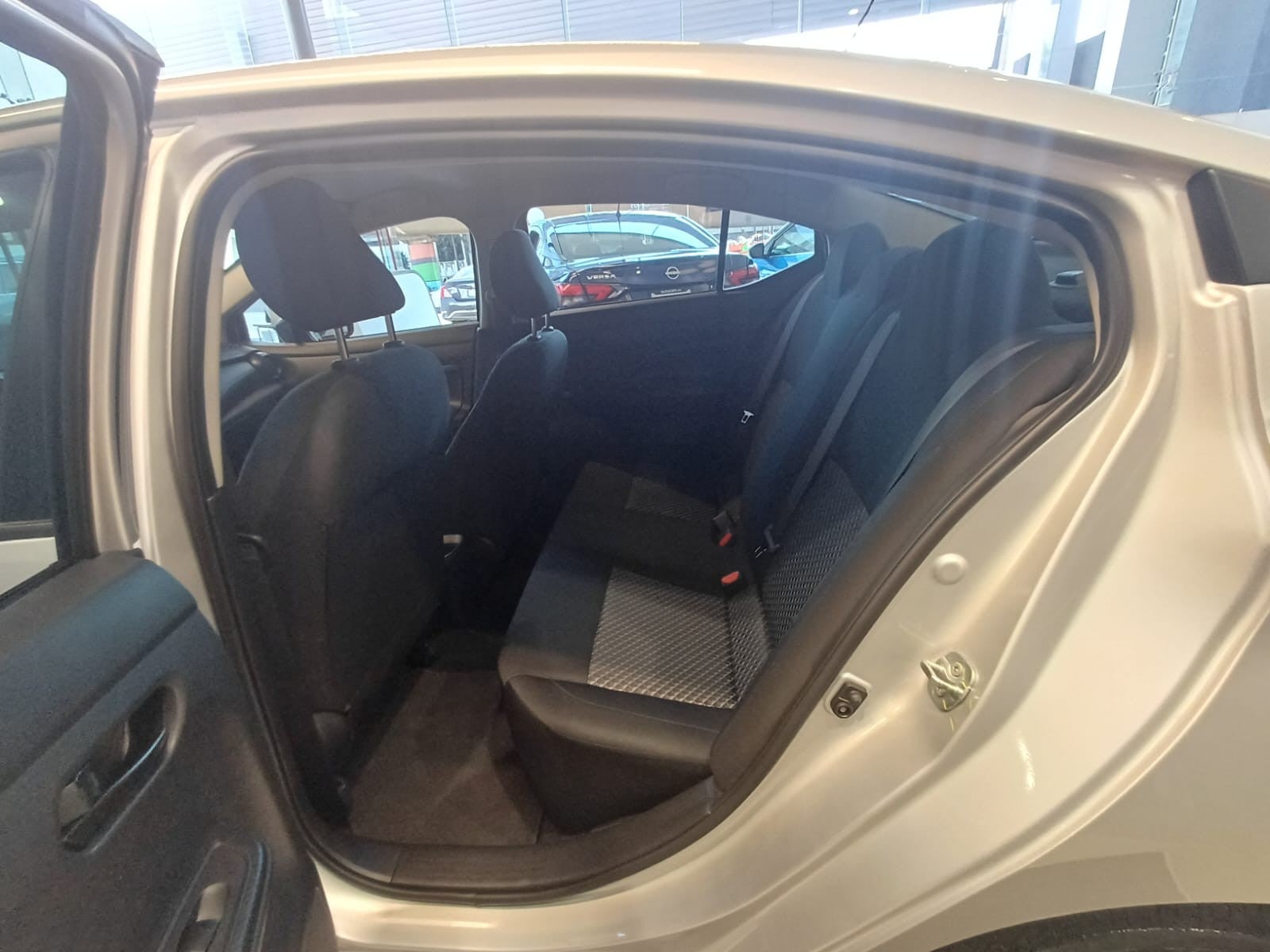 2023 Nissan VERSA SENSE CVT 23