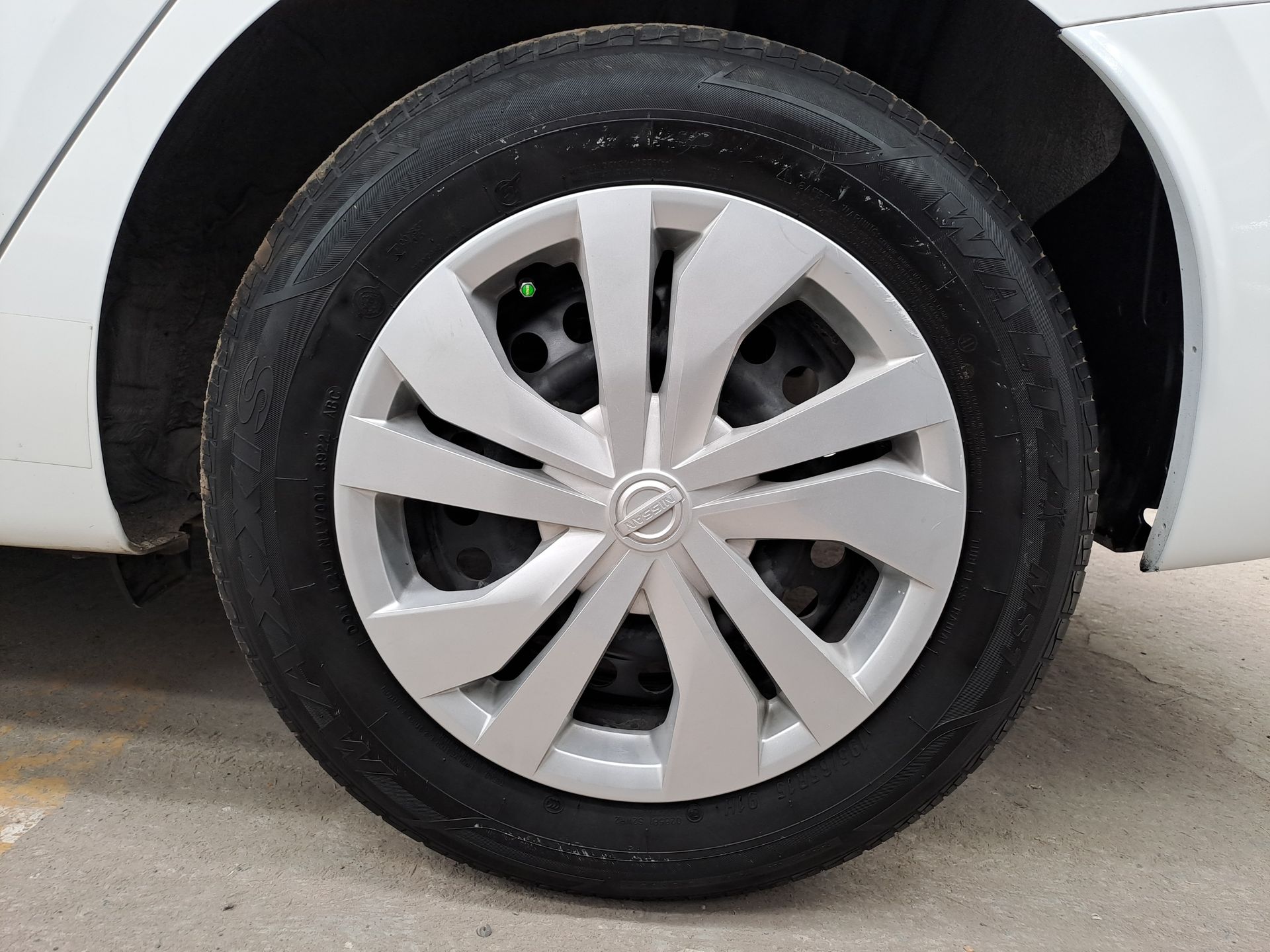 2022 Nissan VERSA SENSE MT 22