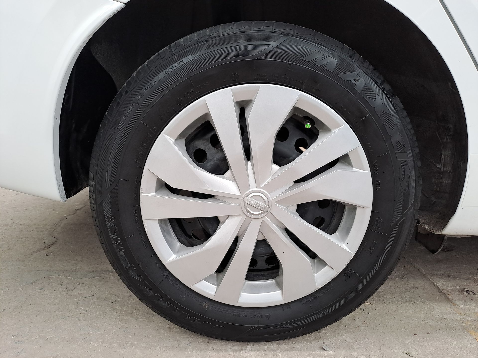 2022 Nissan VERSA SENSE MT 22