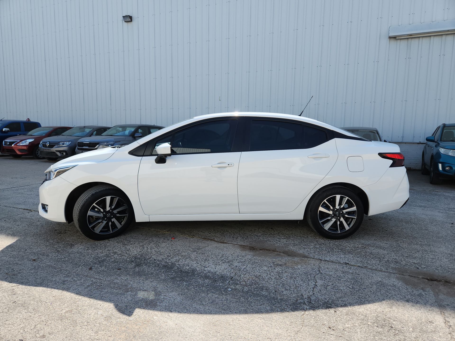 2024 Nissan VERSA ADVANCE MT 24