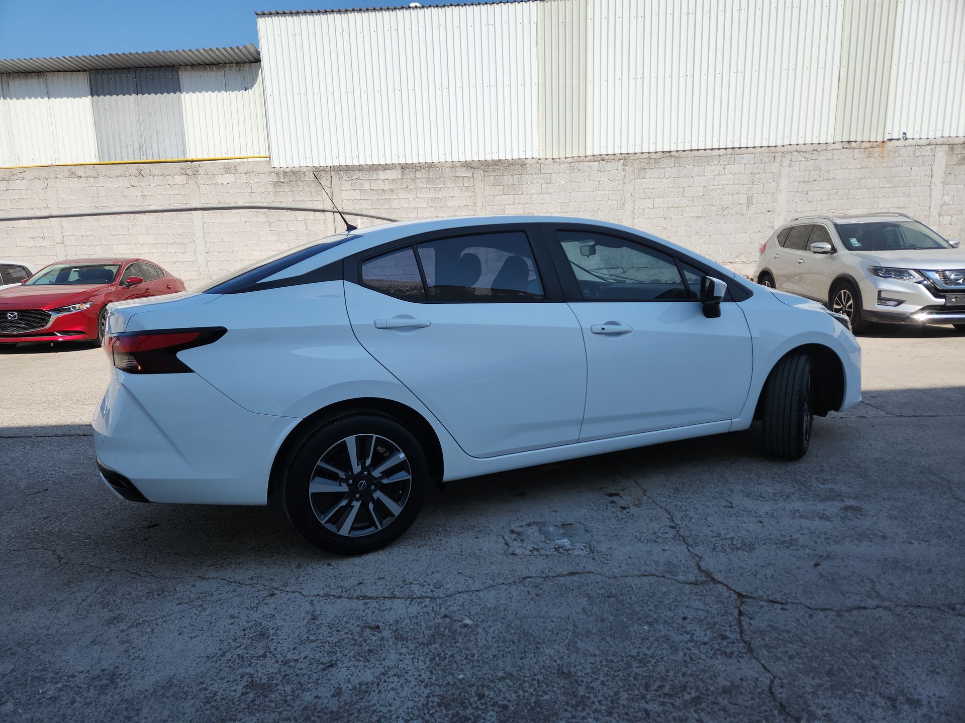 2024 Nissan VERSA ADVANCE MT 24