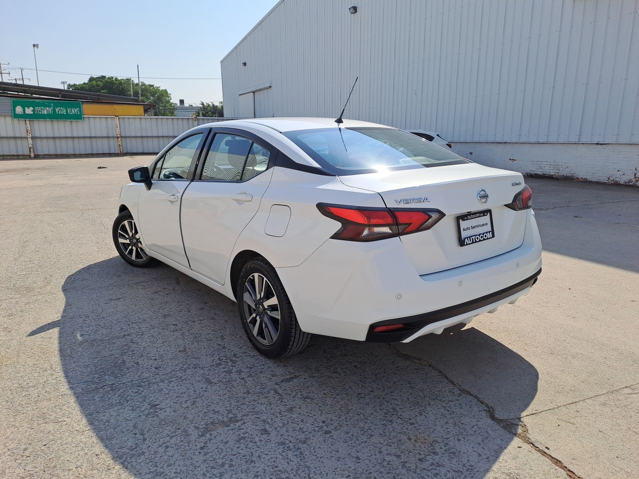 2020 Nissan VERSA ADVANCE CVT