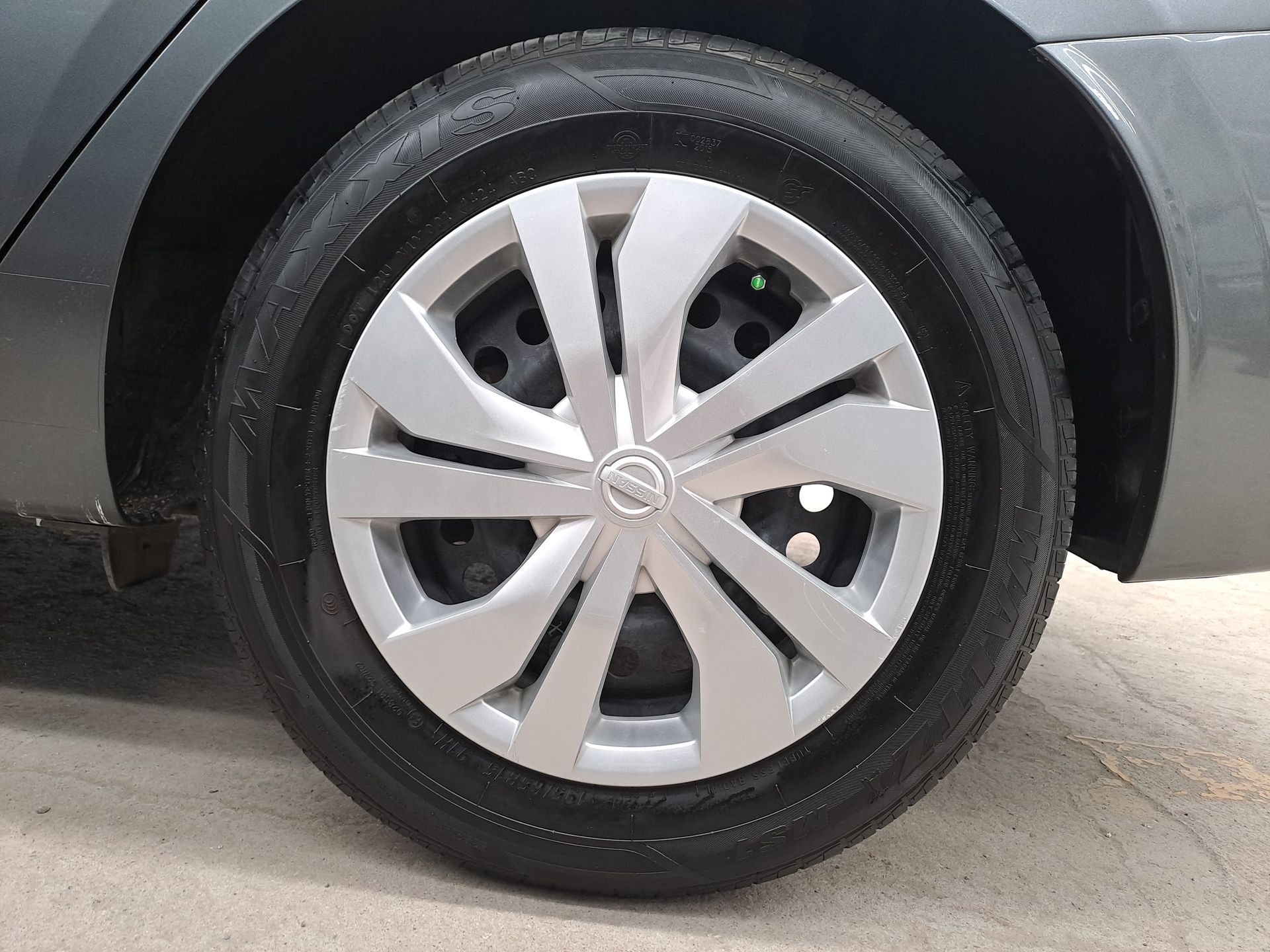 2024 Nissan VERSA SENSE MT 24