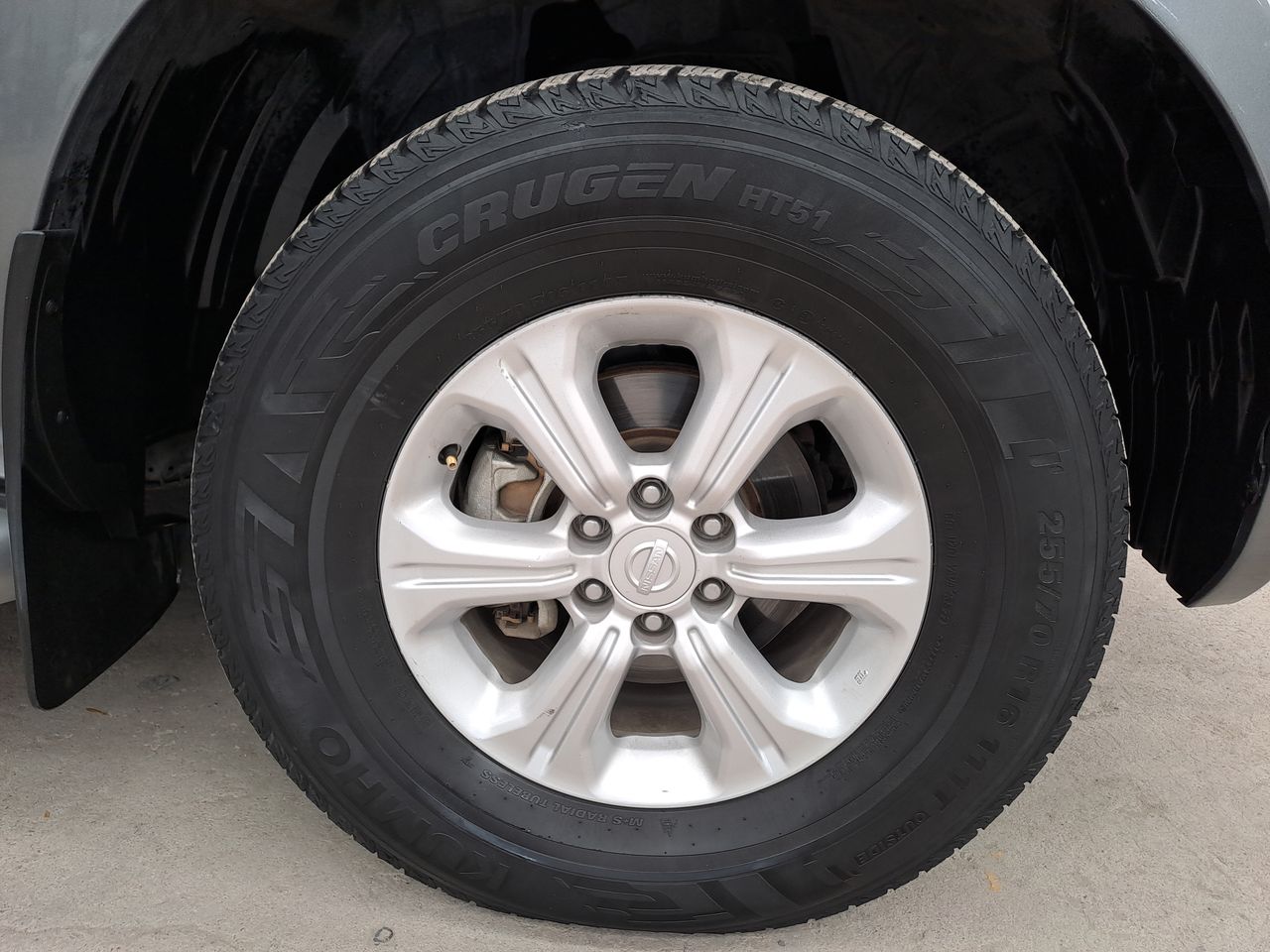 2020 Nissan FRONTIER LE TM AC