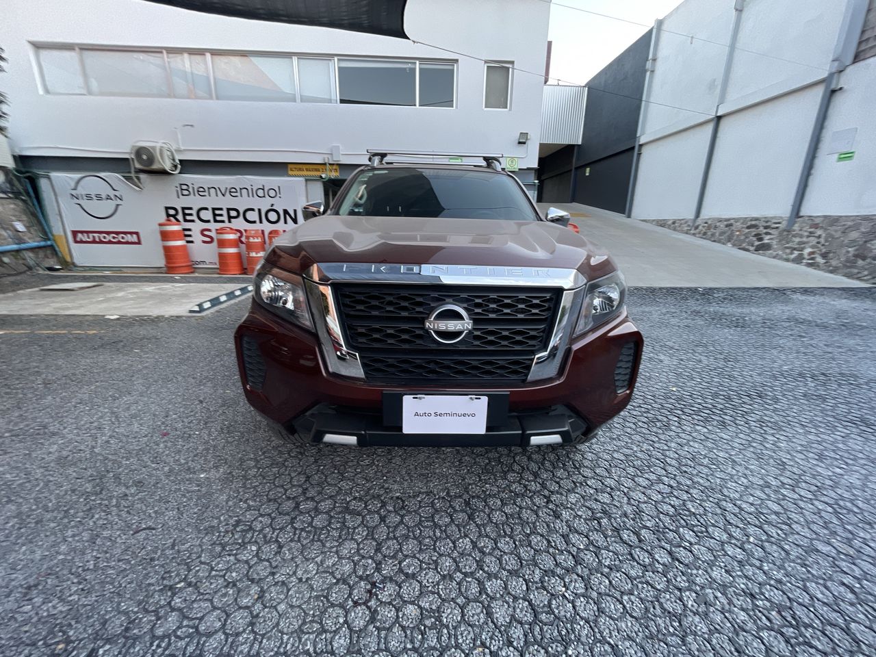 2024 Nissan FRONTIER FRONTIER LE TA 24