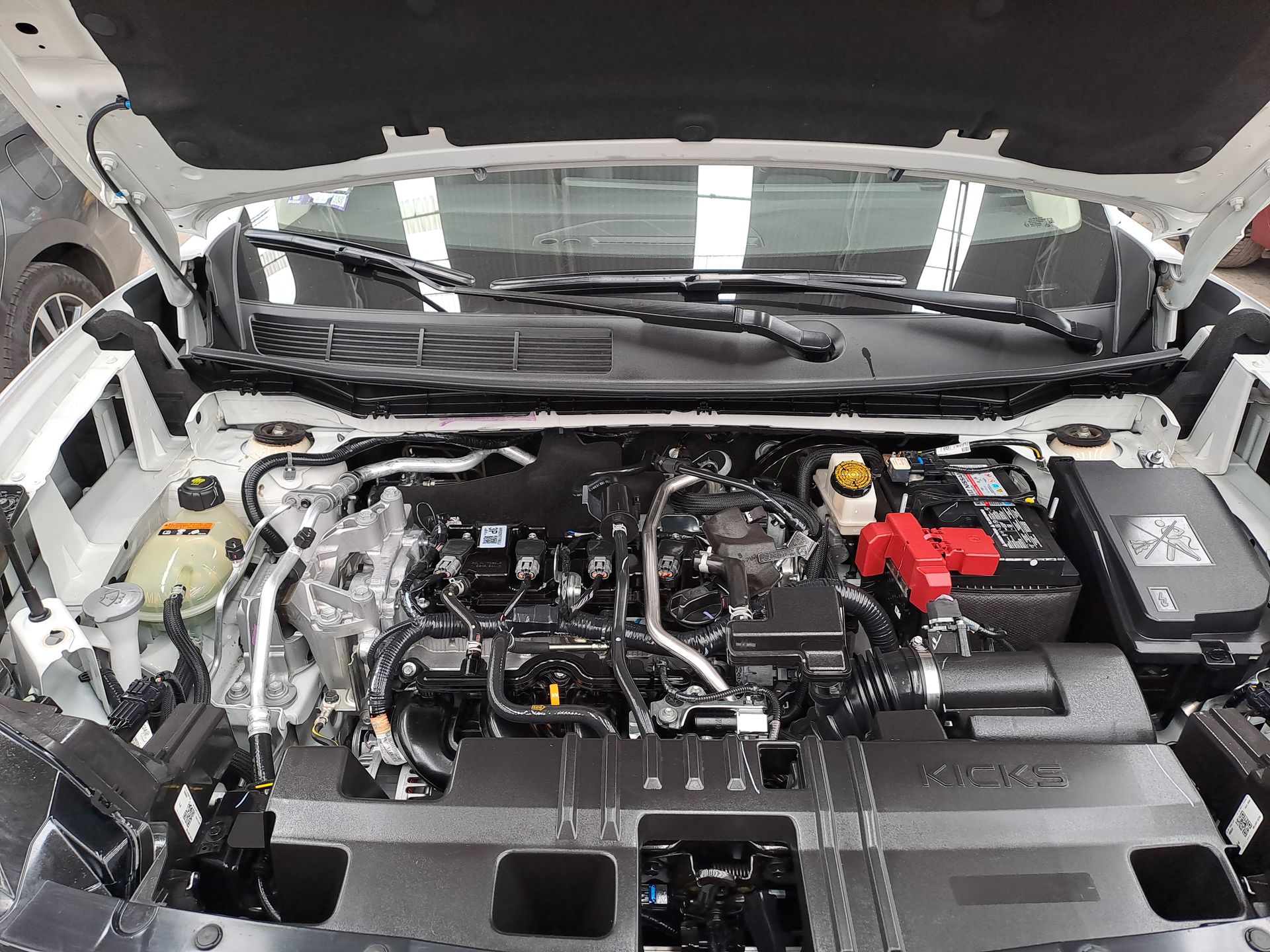 2025 Nissan KICKS EXCLUSIVE CVT