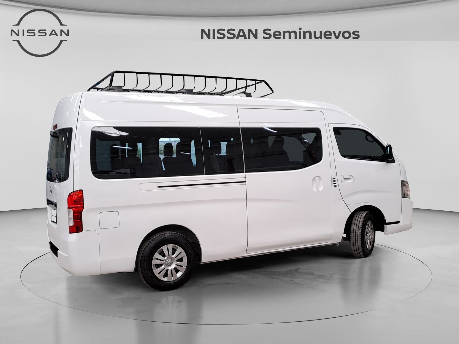 2024 Nissan URVAN 14 PASAJEROS AMPLIA AA 24